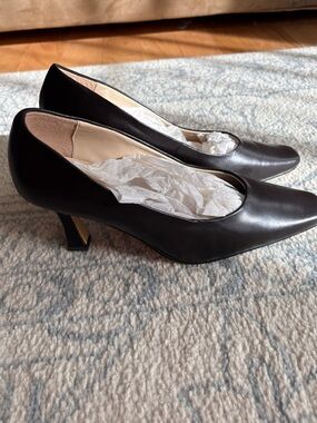 Classic Black/brown Women's Mid-Heel Pumps